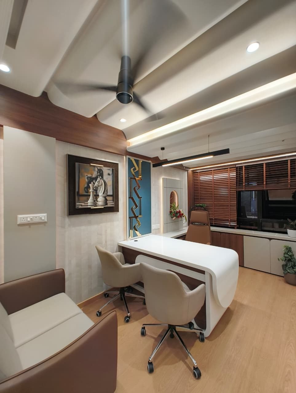 RK Financial Advisors meeting room